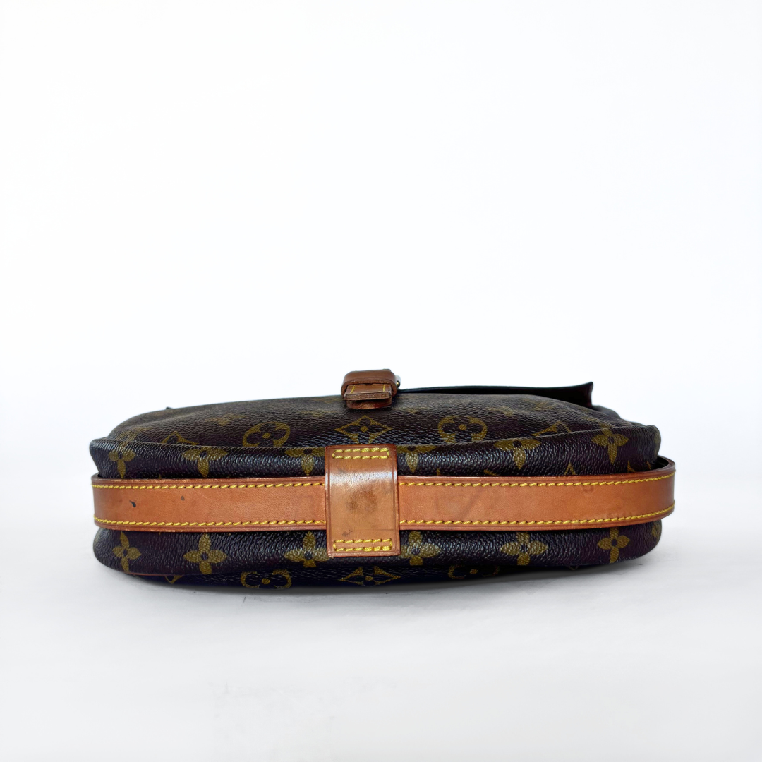 Louis Vuitton Louis Vuitton Jeune Fille Monogram Canvas - Crossbody bags - Etoile Luxury Vintage