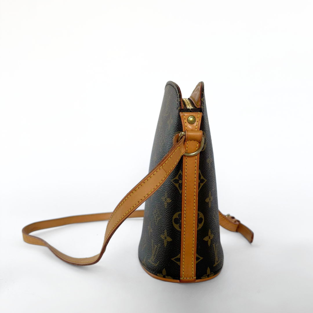 Louis Vuitton Louis Vuitton Drouot Monogram Canvas - Crossbody bags - Etoile Luxury Vintage