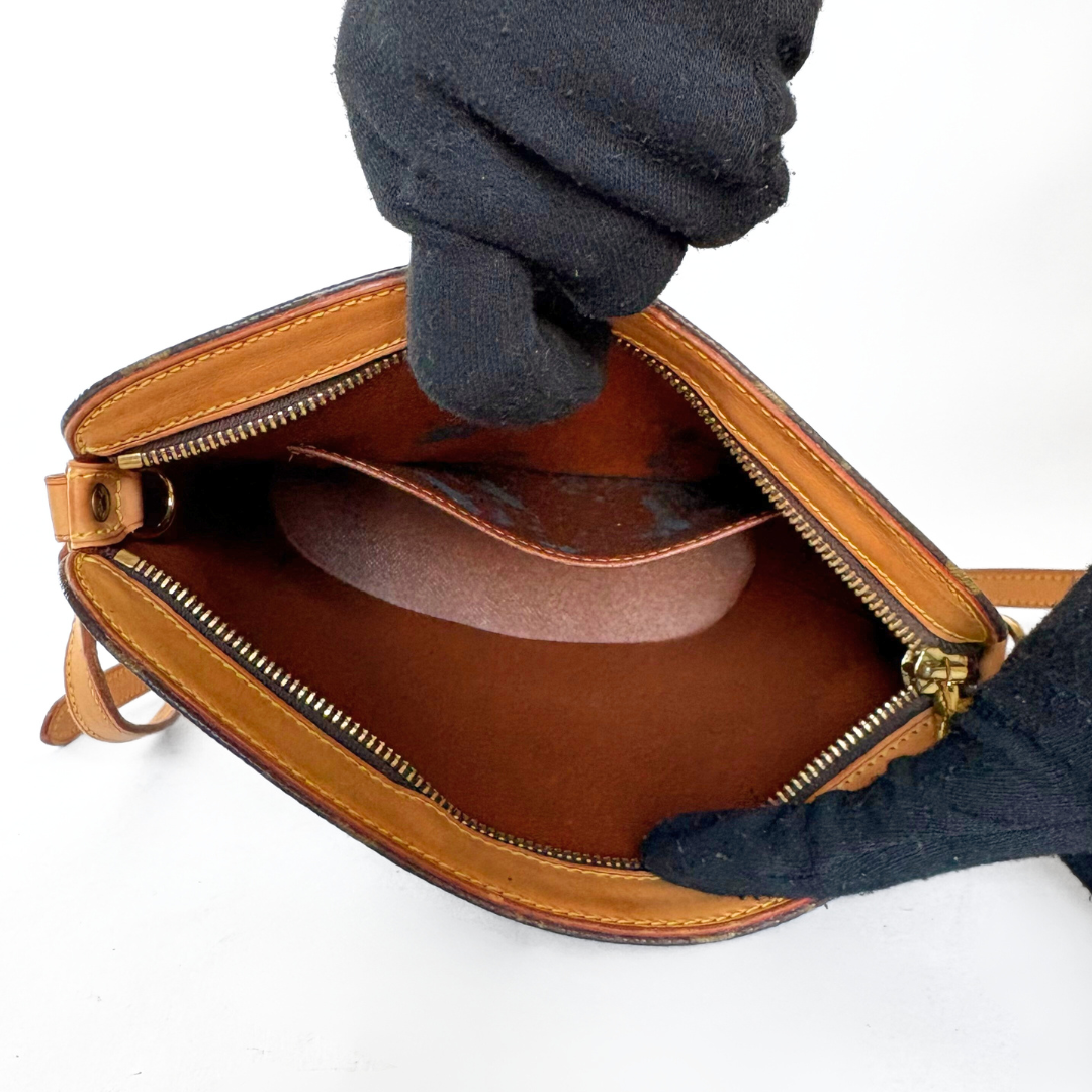 Louis Vuitton Louis Vuitton Drouot Monogram Canvas - Crossbody bags - Etoile Luxury Vintage