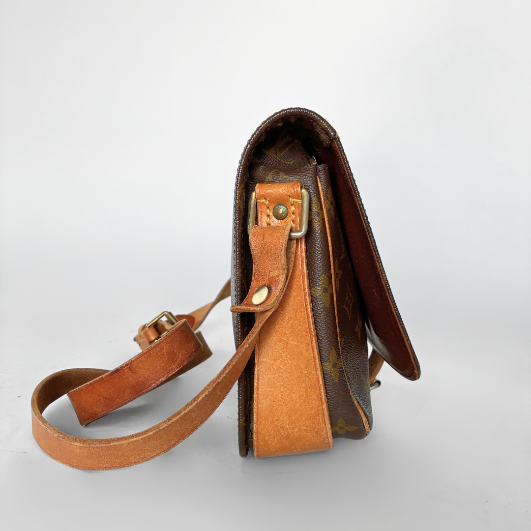 Louis Vuitton Louis Vuitton Cartouchi&egrave;re MM Monogram Canvas - Crossbody bags - Etoile Luxury Vintage
