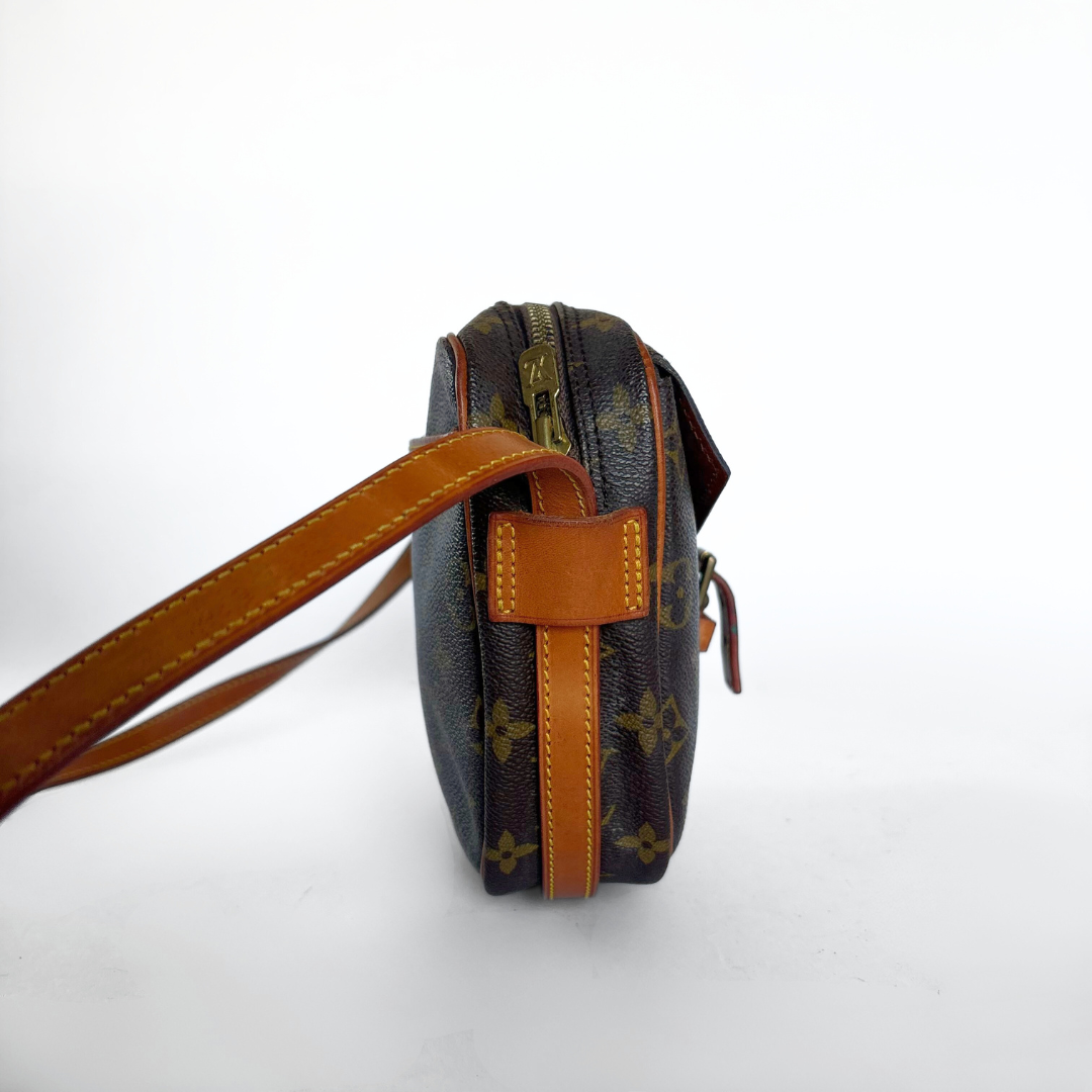 Louis Vuitton Louis Vuitton Jeune Fille Monogram Canvas - Crossbody bags - Etoile Luxury Vintage