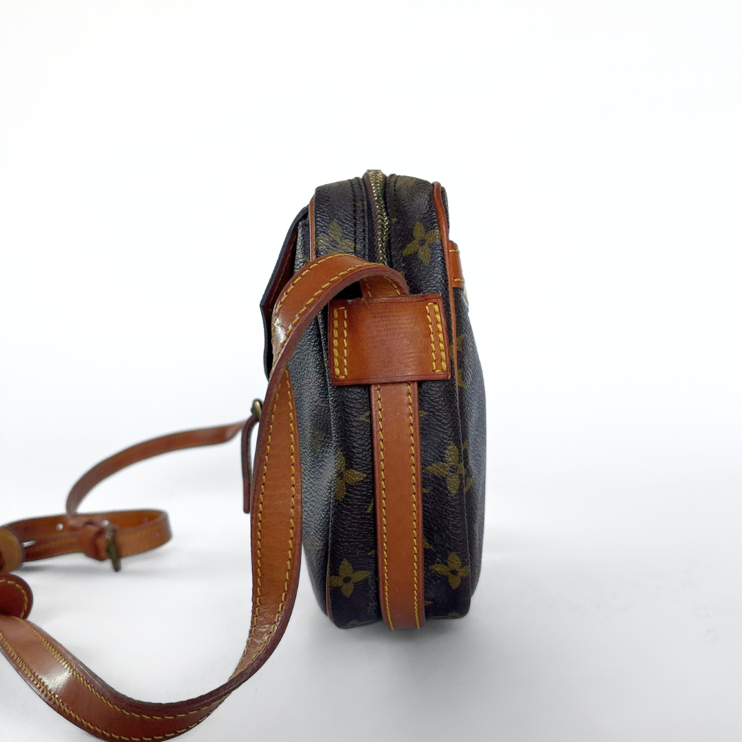 Louis Vuitton Louis Vuitton Jeune Fille Monogram Canvas - Crossbody bags - Etoile Luxury Vintage