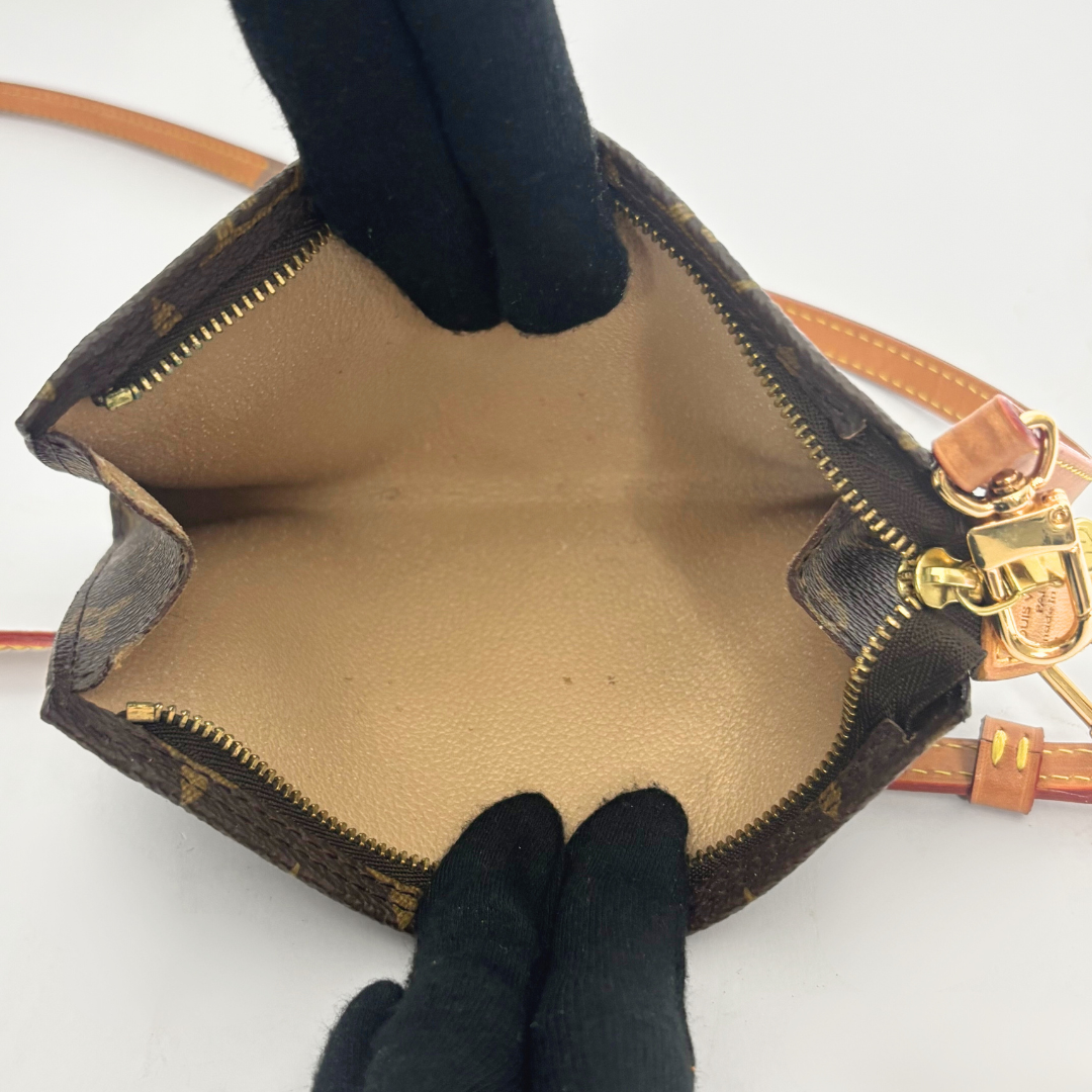Louis Vuitton Pouch
