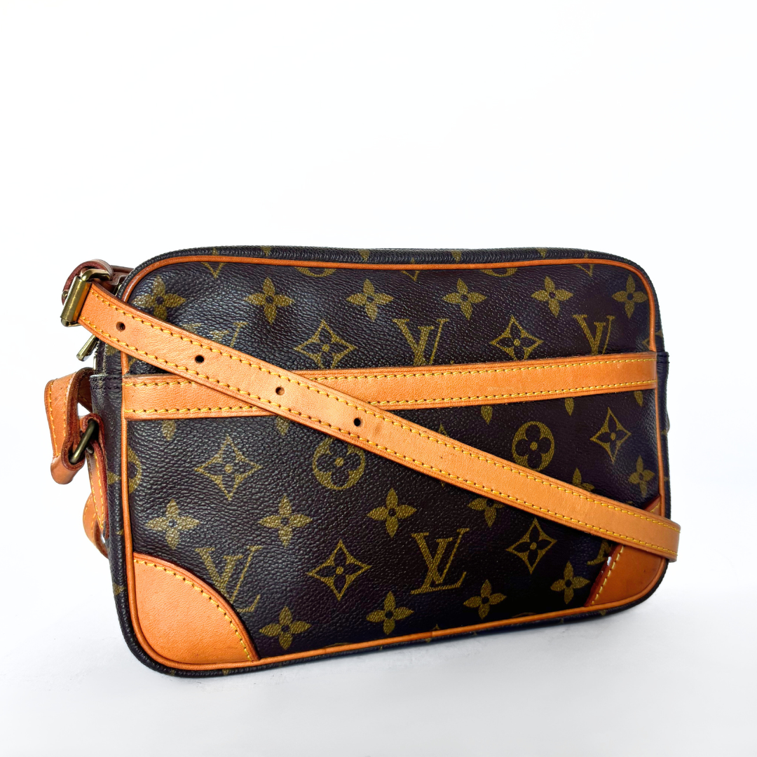Louis Vuitton Louis Vuitton Trocadero PM Monogram Canvas - Crossbody bags - Etoile Luxury Vintage