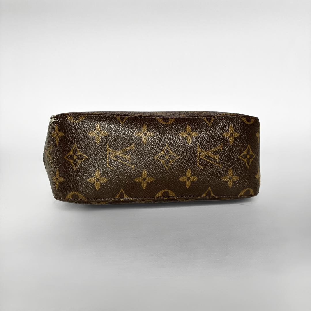 Louis Vuitton Louis Vuitton Spontini Monogram Canvas - Handbags - Etoile Luxury Vintage