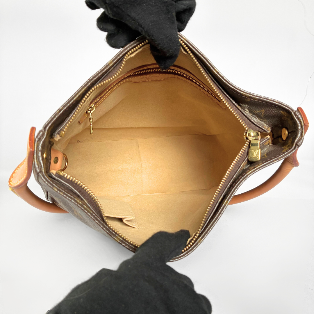 Louis Vuitton Louis Vuitton Looping GM Monogram Canvas - Shoulder bags - Etoile Luxury Vintage