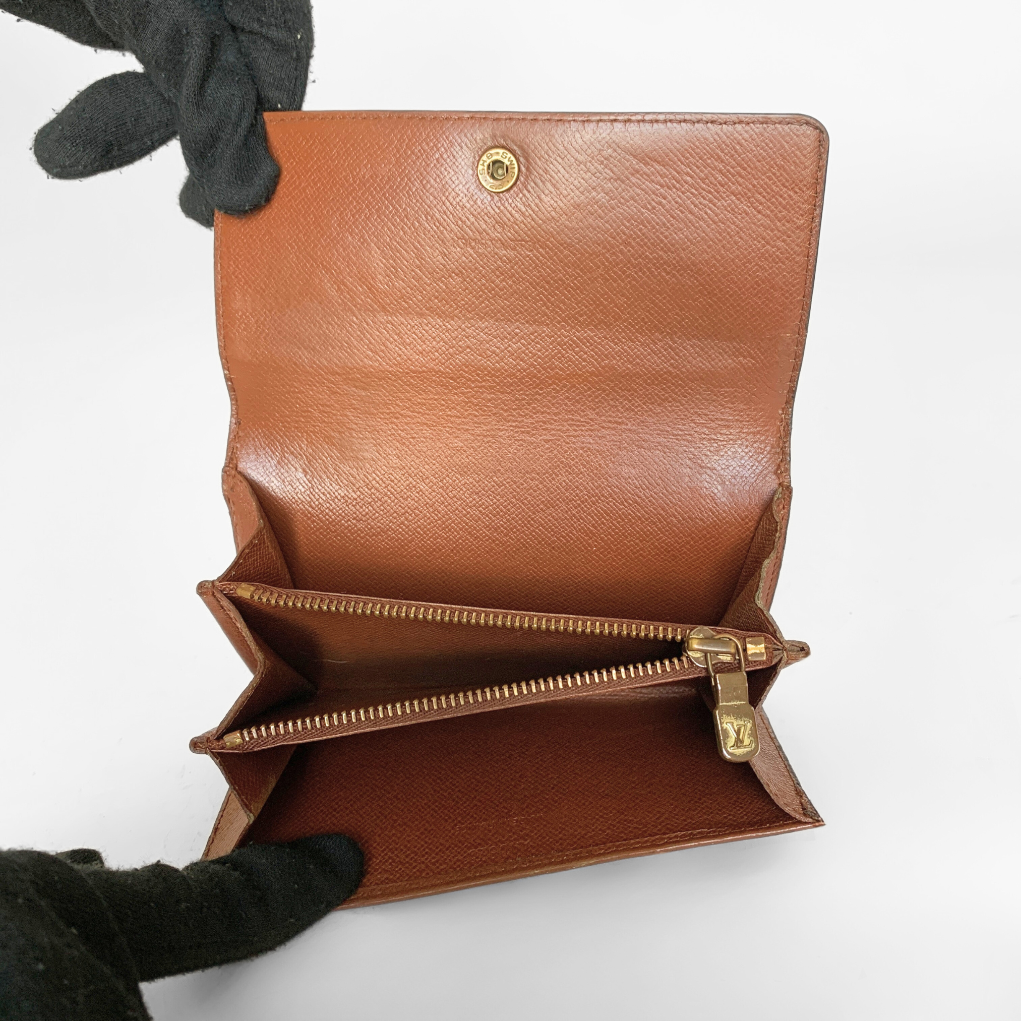 Louis Vuitton Wallet Medium