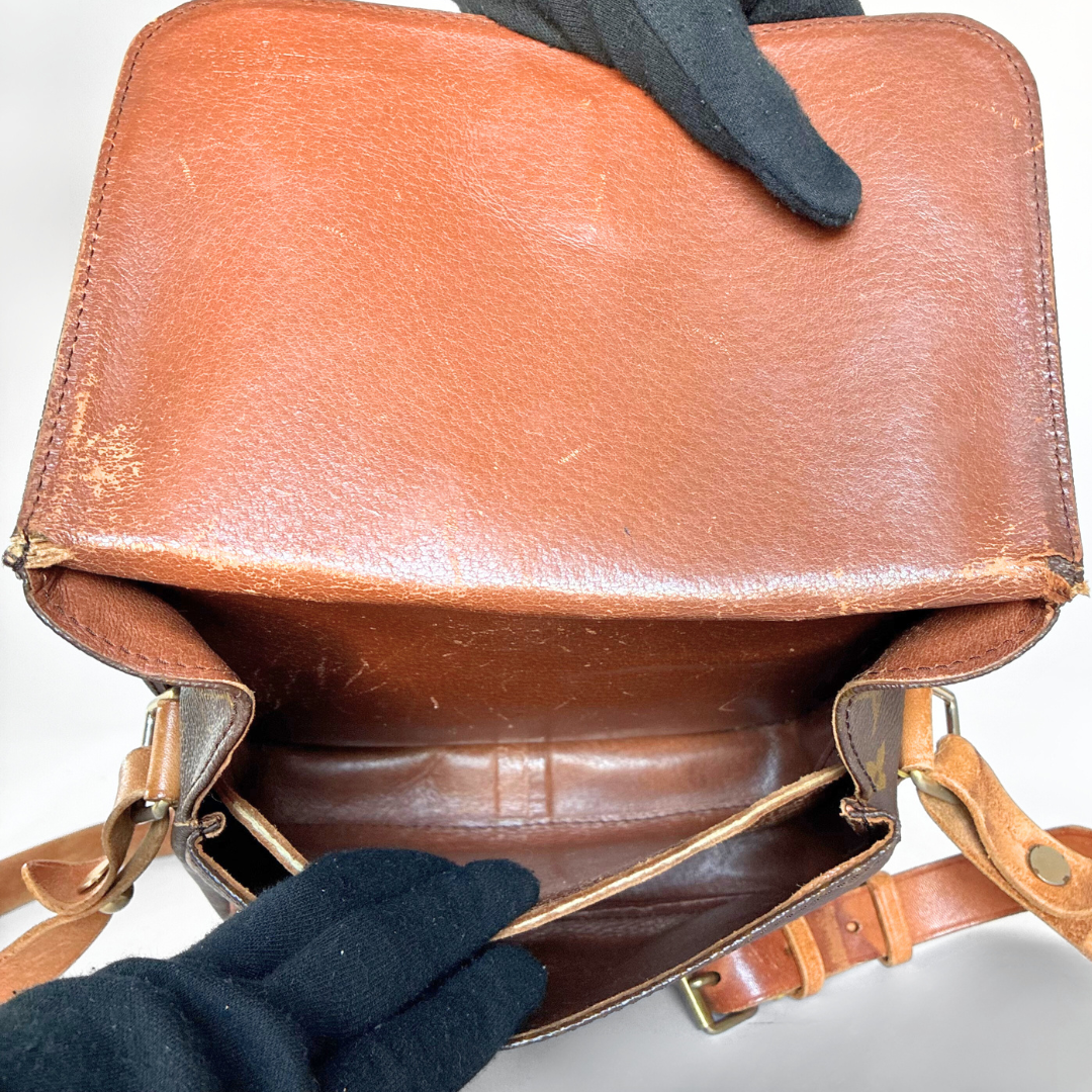 Louis Vuitton Louis Vuitton Cartouchière MM Monogram Canvas - Crossbody bags - Etoile Luxury Vintage
