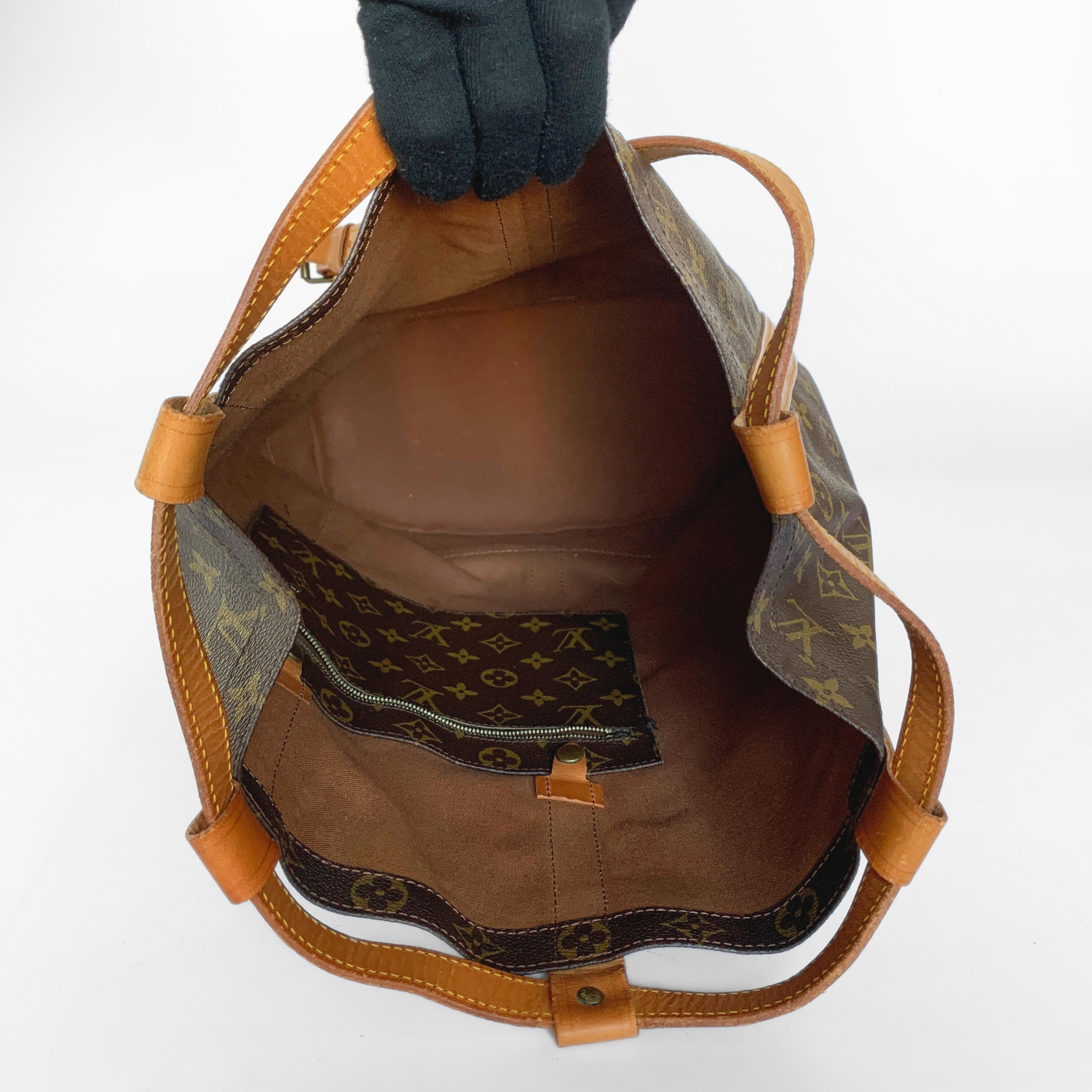 Louis Vuitton Louis Vuitton Randonnée GM Monogram Canvas - Shoulder bags - Etoile Luxury Vintage