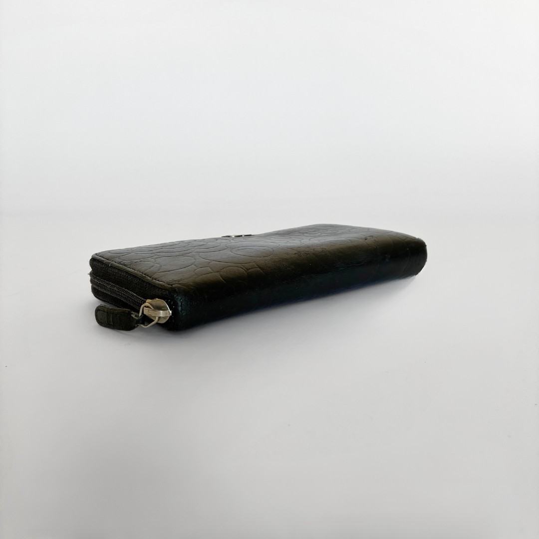 Chanel Chanel Camelia Wallet Large Lambskin Leather - Wallets - Etoile Luxury Vintage