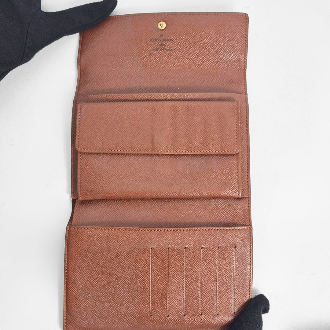 Wallet International Medium Monogram Canvas