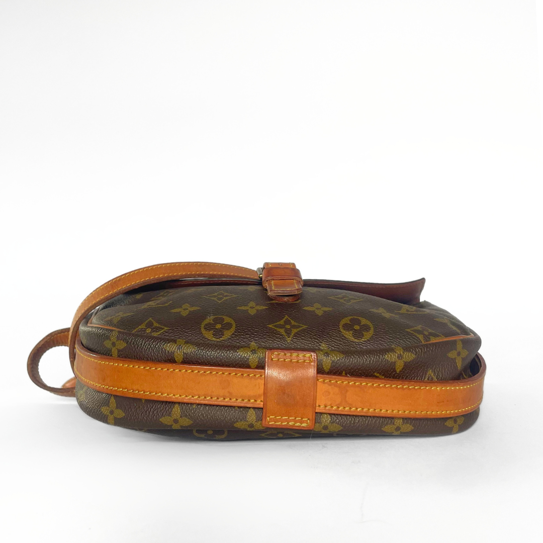Louis Vuitton Louis Vuitton Jeune Fille Monogram Canvas - Crossbody bags - Etoile Luxury Vintage