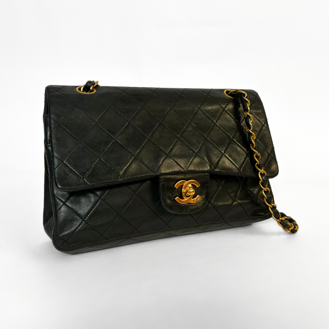 Chanel Chanel Medium Classic Double Flapbag - Shoulder bags - Etoile Luxury Vintage