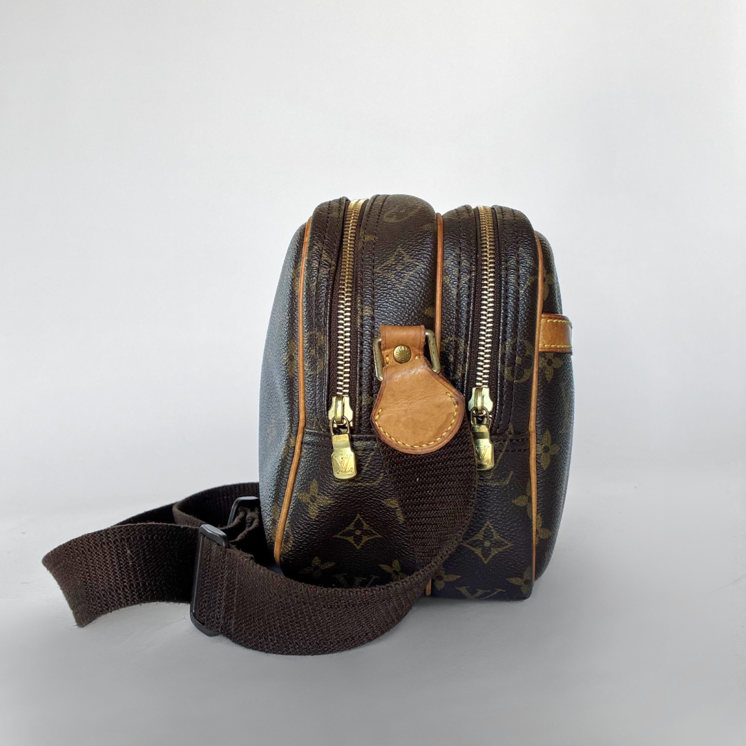 Louis Vuitton Louis Vuitton Reporter PM Monogram Canvas - Crossbody bags - Etoile Luxury Vintage