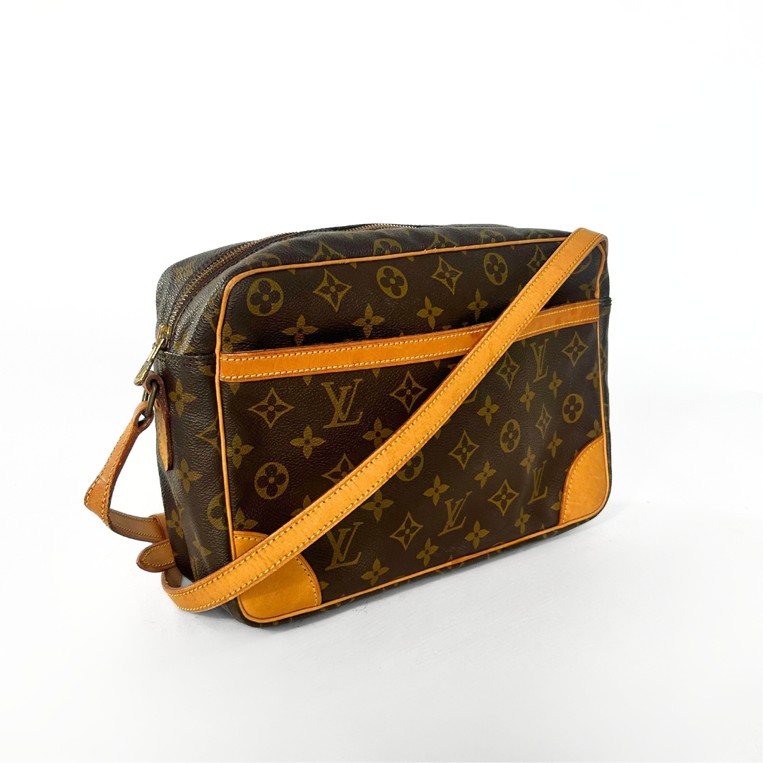 Louis Vuitton Louis Vuitton Trocadero GM Monogram Canvas - Crossbody bags - Etoile Luxury Vintage