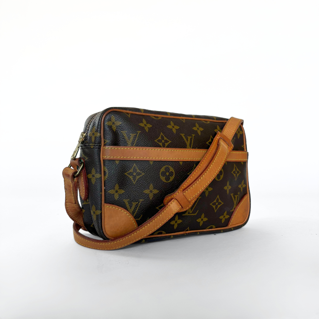 Louis Vuitton Louis Vuitton Trocadero PM Monogram Canvas - Crossbody bags - Etoile Luxury Vintage