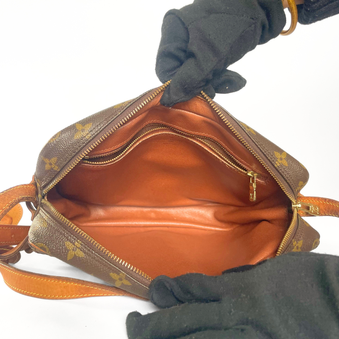 Louis Vuitton Louis Vuitton Jeune Fille Monogram Canvas - Crossbody bags - Etoile Luxury Vintage