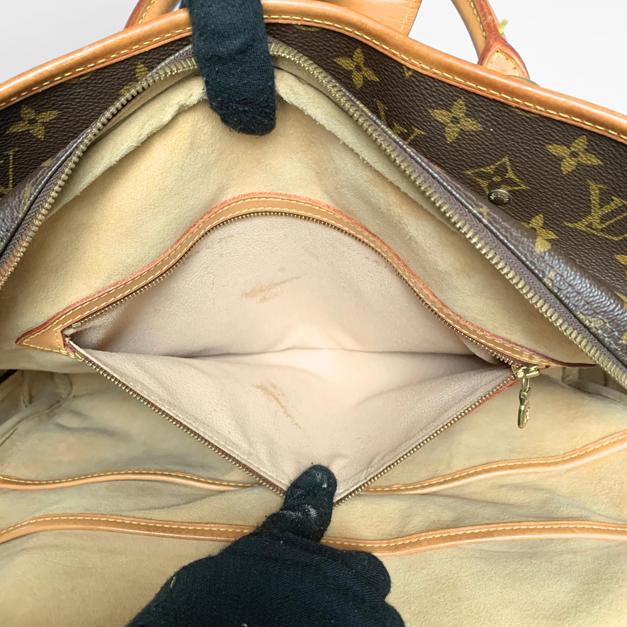Louis Vuitton Louis Vuitton Tivoli Monogram Canvas - Shoulder bags - Etoile Luxury Vintage