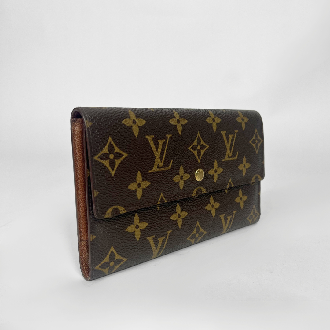 Louis Vuitton Wallet International
