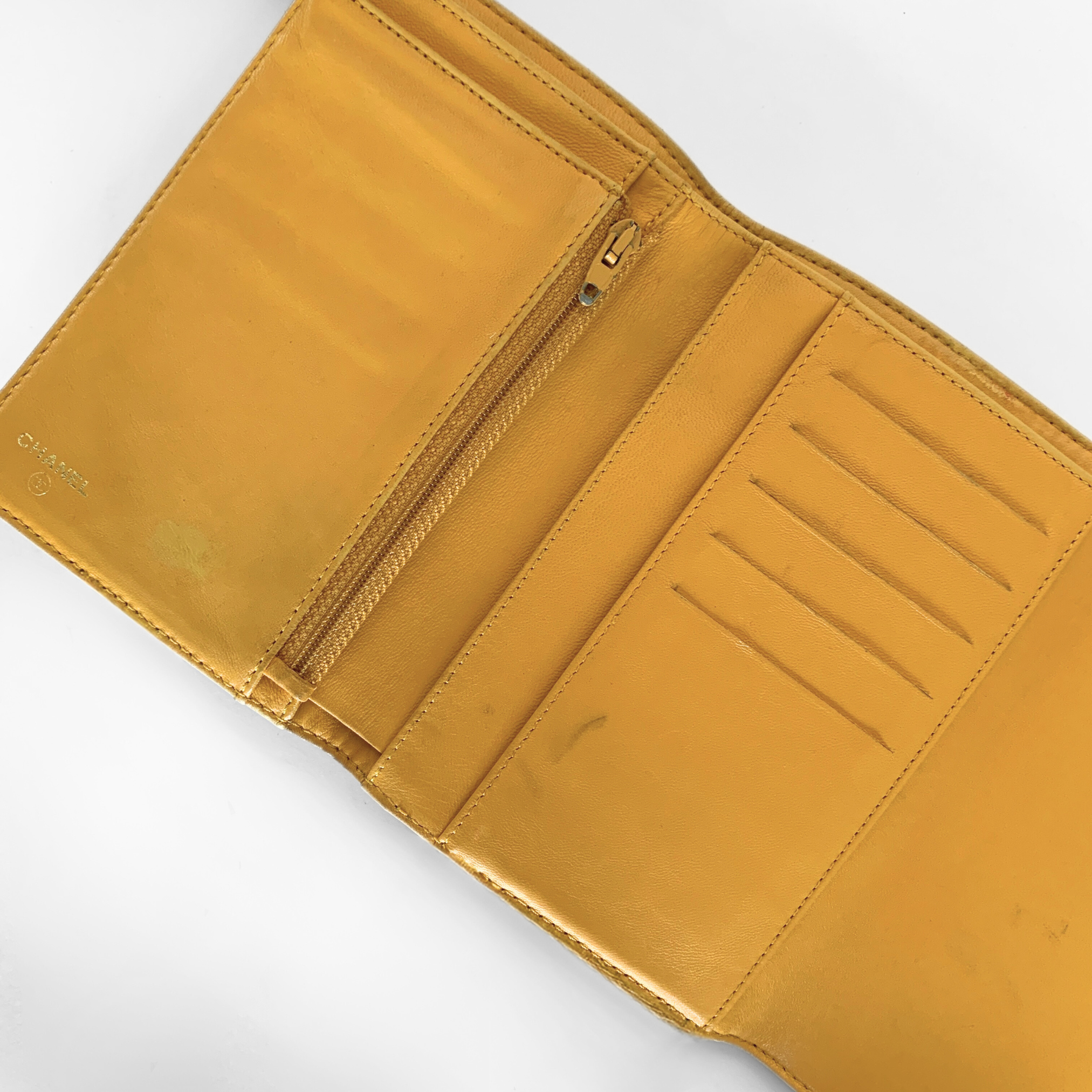 Chanel Chanel Wallet Medium Caviar Leather - Wallets - Etoile Luxury Vintage