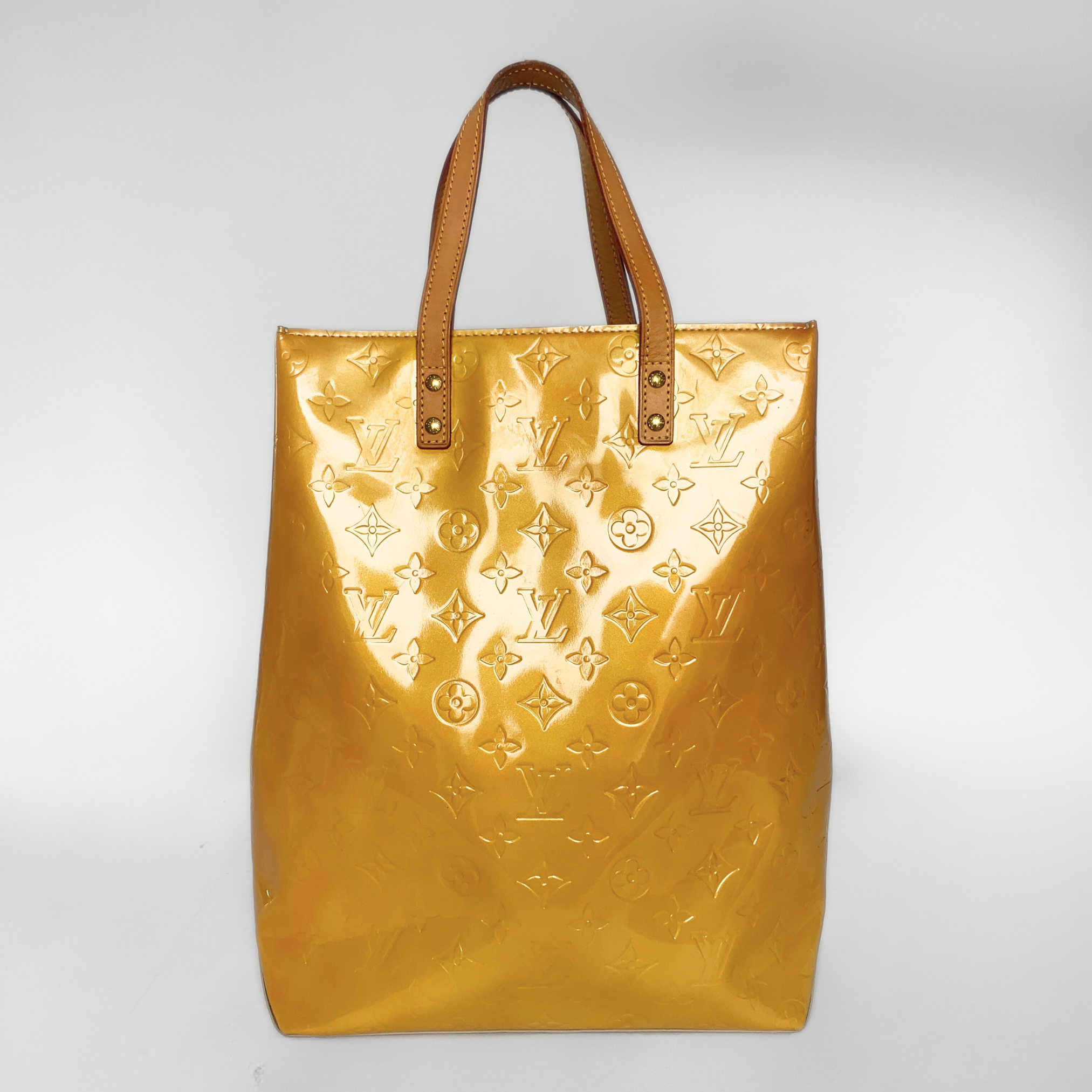 Louis Vuitton Louis Vuitton Reade MM Monogram Vernis - Handbags - Etoile Luxury Vintage