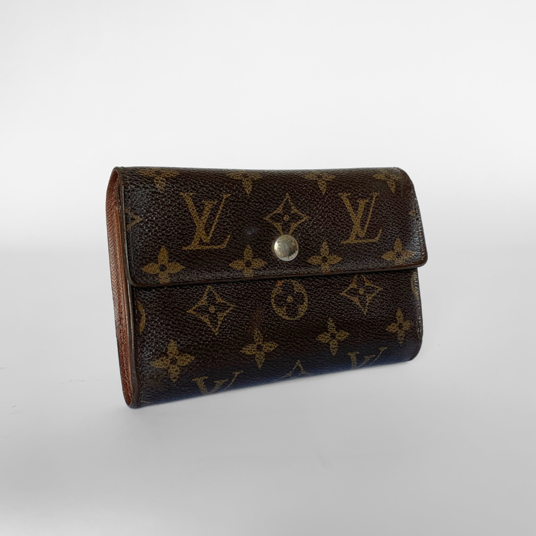 Louis Vuitton Louis Vuitton Wallet Medium Monogram Canvas - Wallets - Etoile Luxury Vintage
