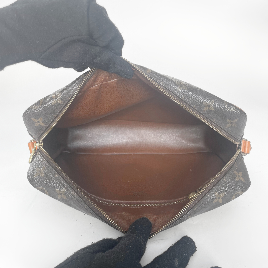 Louis Vuitton Louis Vuitton Trocadero Monogram Canvas - Crossbody bags - Etoile Luxury Vintage