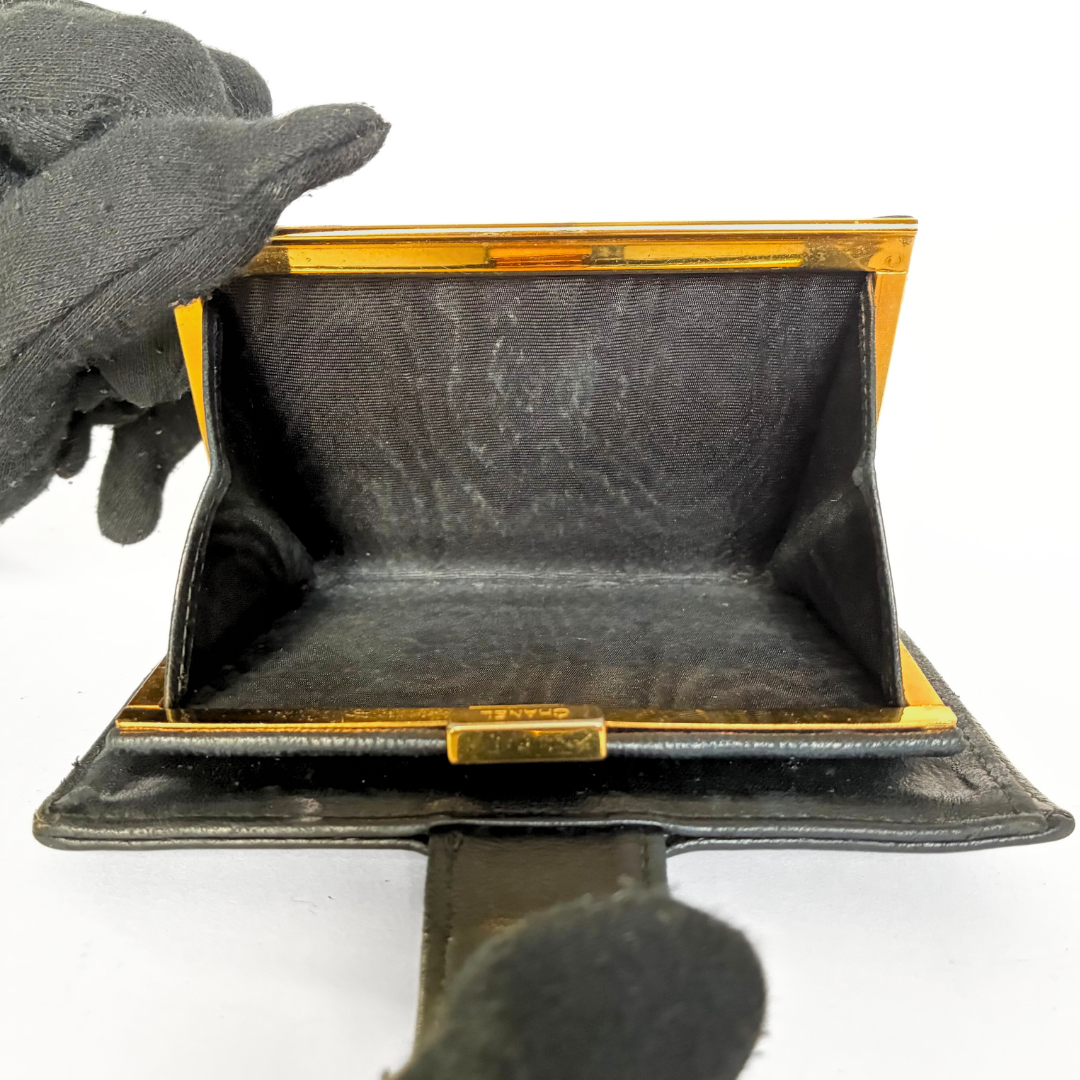 Chanel Chanel Wallet Small Caviar Leather - Wallets - Etoile Luxury Vintage