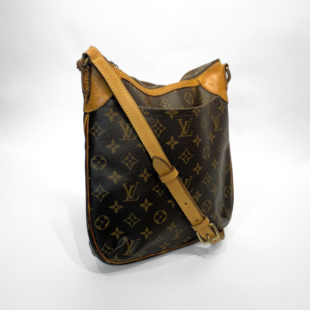 Louis Vuitton Louis Vuitton Odeon PM Monogram Canvas - Crossbody bags - Etoile Luxury Vintage