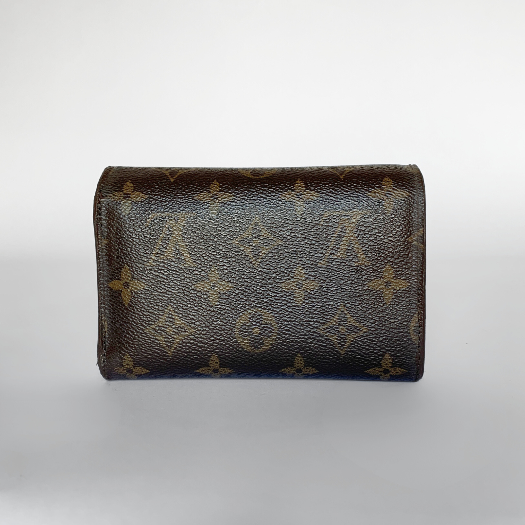 Louis Vuitton Louis Vuitton Wallet Medium Monogram Canvas - Wallets - Etoile Luxury Vintage