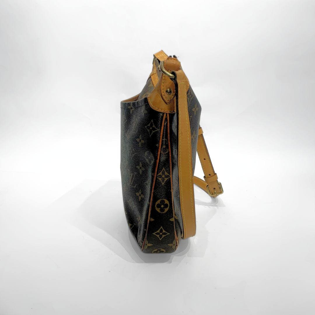 Louis Vuitton Louis Vuitton Odeon PM Monogram Canvas - Crossbody bags - Etoile Luxury Vintage