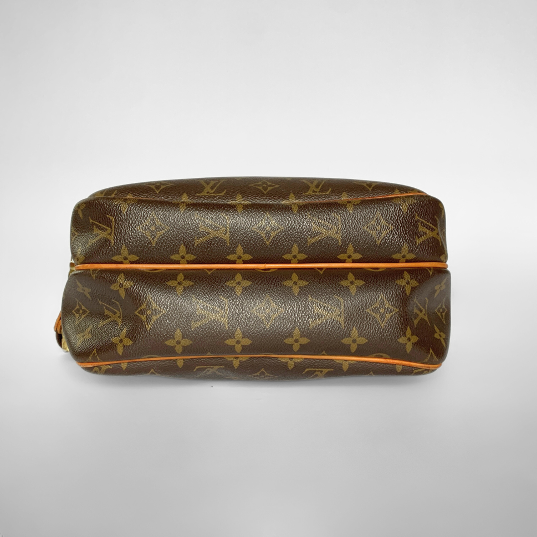 Louis Vuitton Louis Vuitton Reporter PM Monogram Canvas - Shoulder bags - Etoile Luxury Vintage