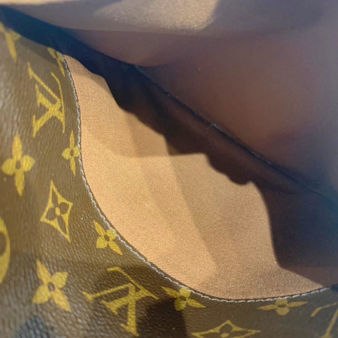 Louis Vuitton Louis Vuitton Odeon PM Monogram Canvas - Crossbody bags - Etoile Luxury Vintage