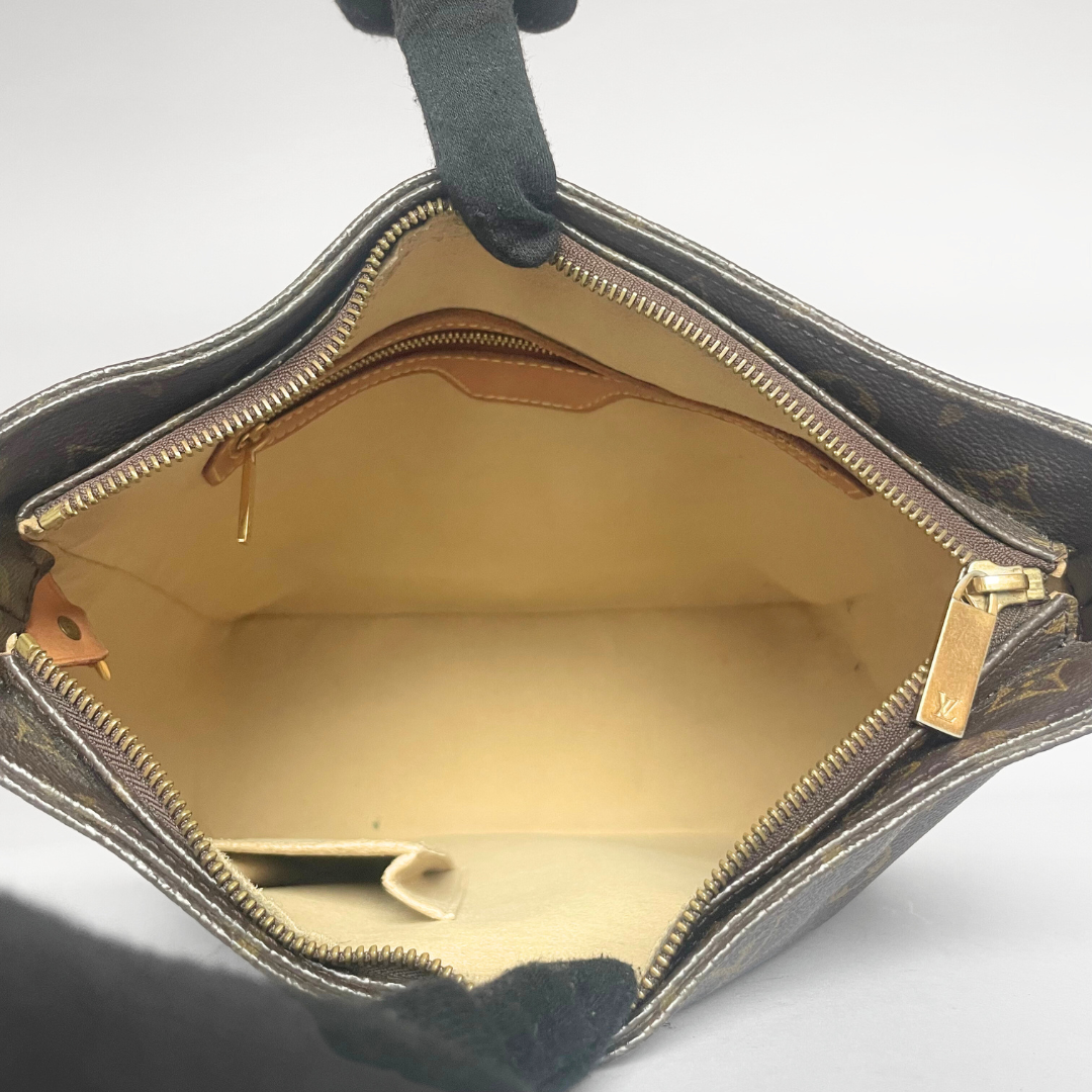 Louis Vuitton Louis Vuitton Looping GM Monogram Canvas - Shoulder bags - Etoile Luxury Vintage