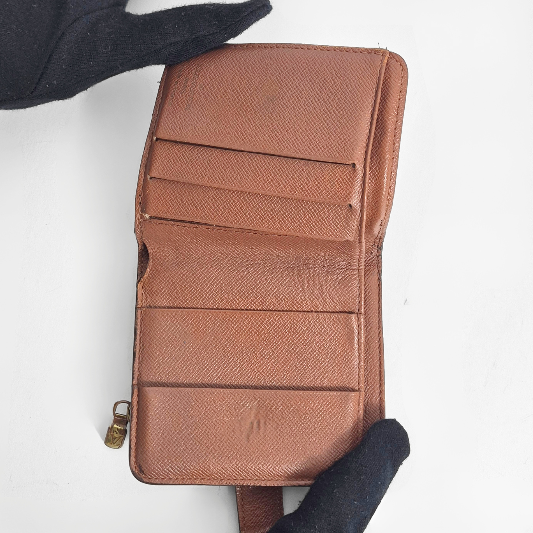 Louis Vuitton Wallet Zipper