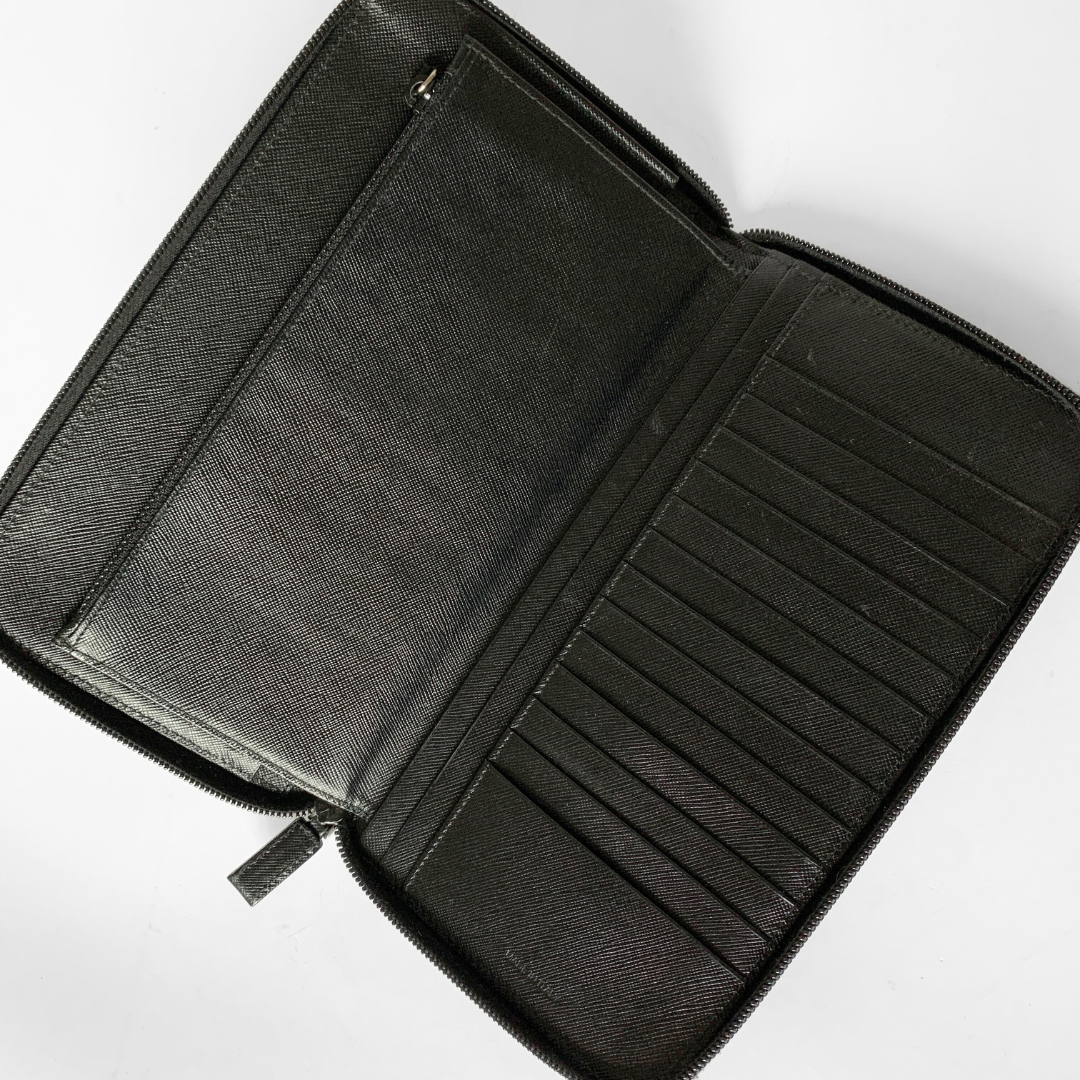 Prada LS: Prada Purse Wallet Leather - Wallets - Etoile Luxury Vintage