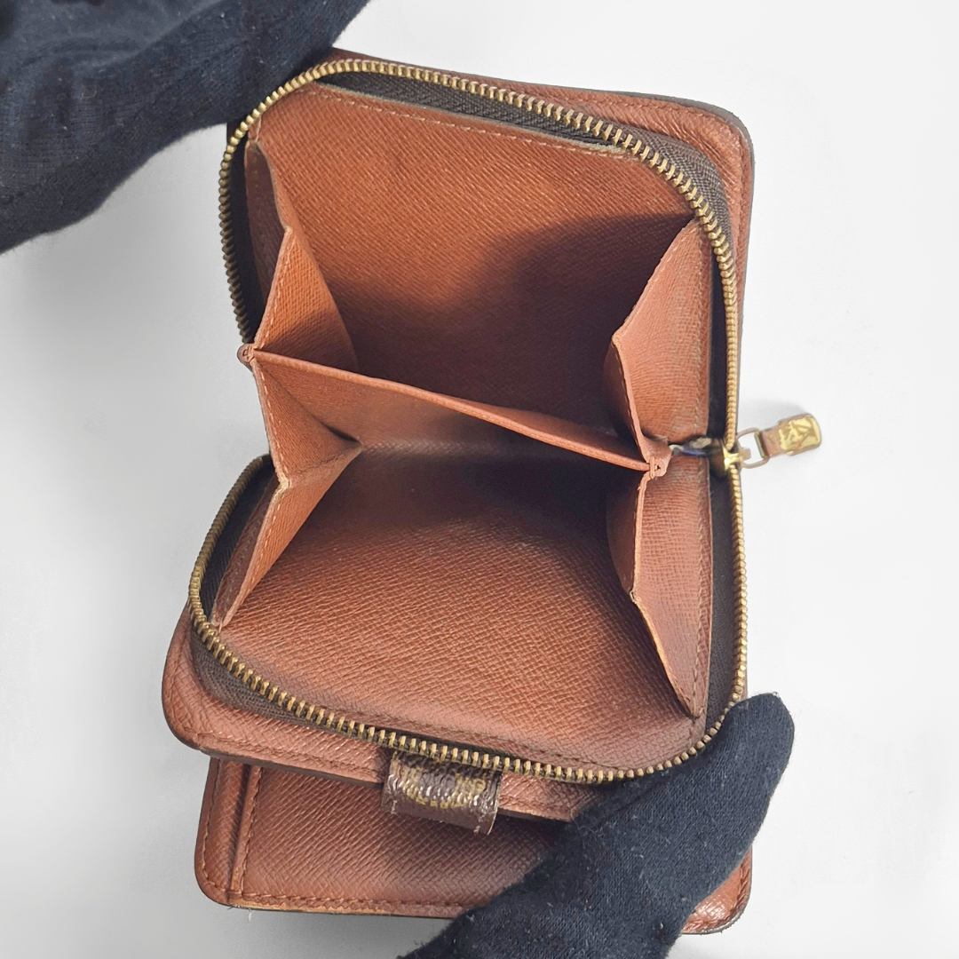 Louis Vuitton Wallet Zipper