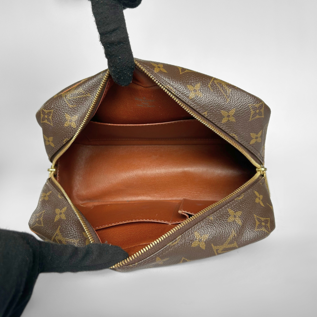 Louis Vuitton Louis Vuitton Cit&eacute; MM Monogram Canvas - Shoulder bags - Etoile Luxury Vintage