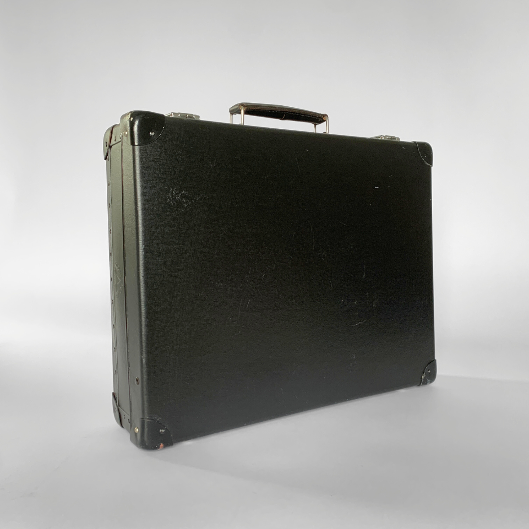 Globe Trotter Globe Trotter Suitcase Leather - Travel bags - Etoile Luxury Vintage