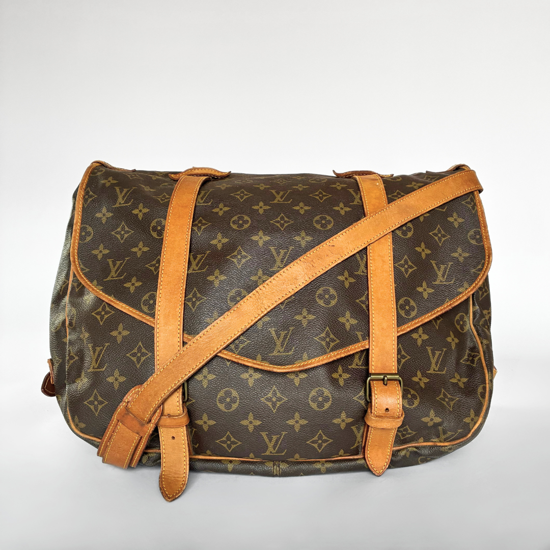 Louis Vuitton Louis Vuitton Saumur 43 Monogram Canvas - Shoulder bags - Etoile Luxury Vintage