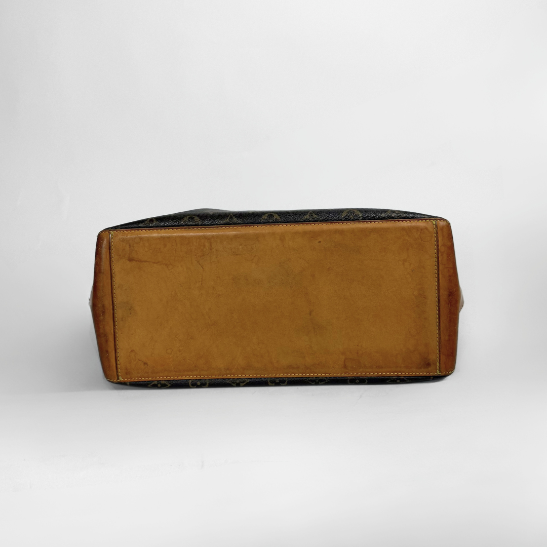 Louis Vuitton Cabas Mezzo