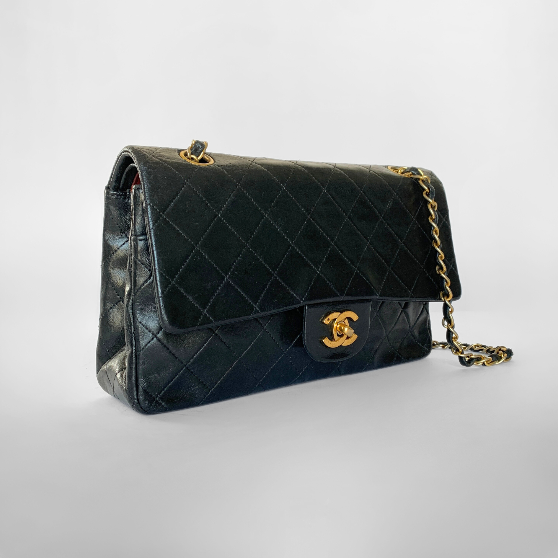 Chanel Chanel Classic Flap Bag Medium Lambskin Leather - Shoulder bags - Etoile Luxury Vintage