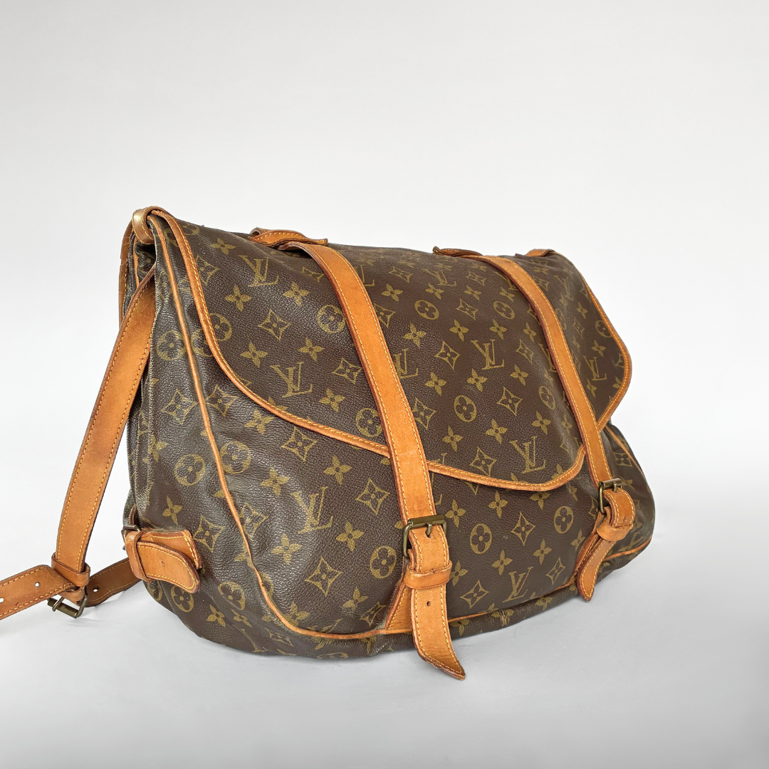 Louis Vuitton Louis Vuitton Saumur 43 Monogram Canvas - Shoulder bags - Etoile Luxury Vintage