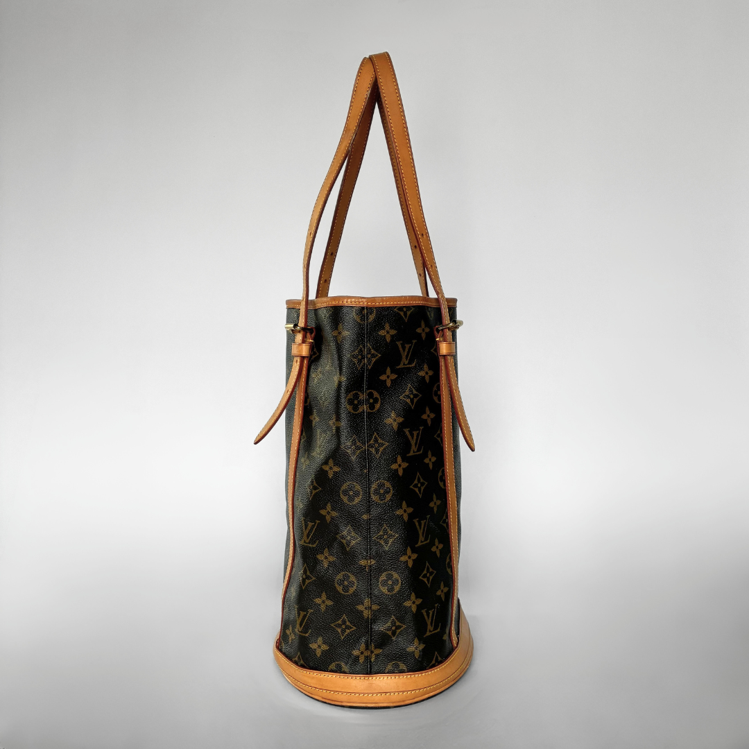 Louis Vuitton Louis Vuitton Bucket GM Monogram Canvas - Shoulder bags - Etoile Luxury Vintage