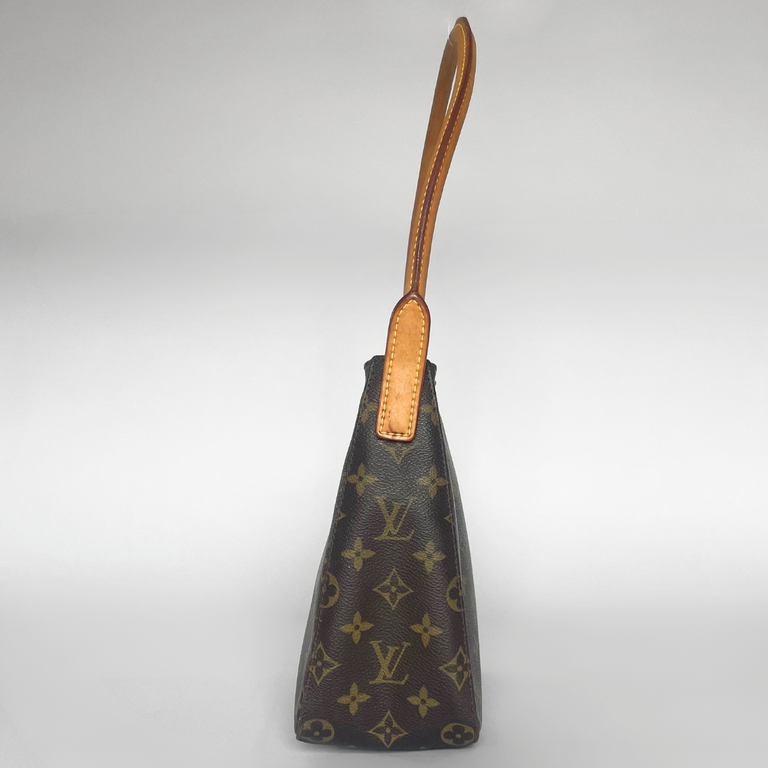 Louis Vuitton Louis Vuitton Looping MM Monogram Canvas - Shoulder bags - Etoile Luxury Vintage