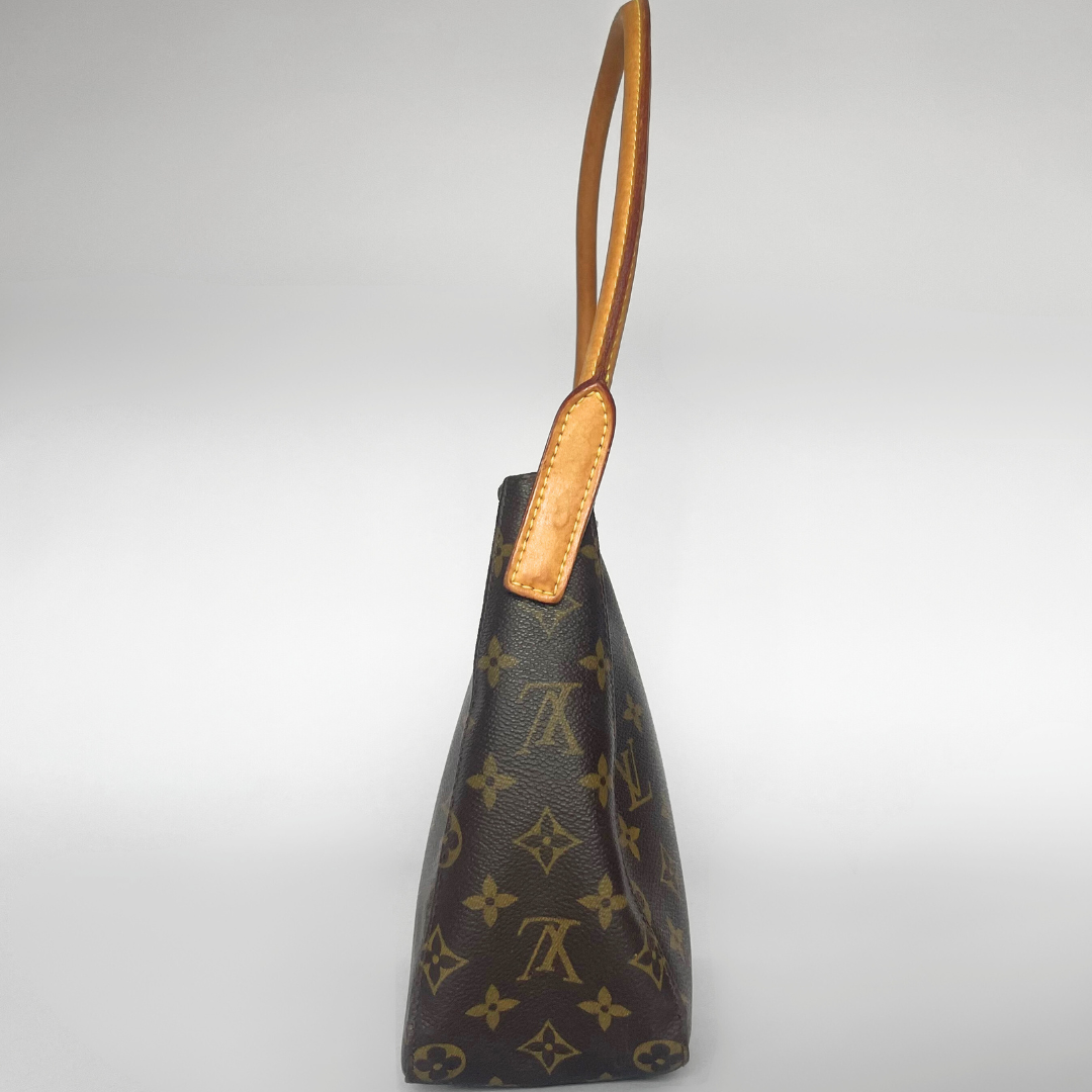 Louis Vuitton Louis Vuitton Looping MM Monogram Canvas - Shoulder bags - Etoile Luxury Vintage