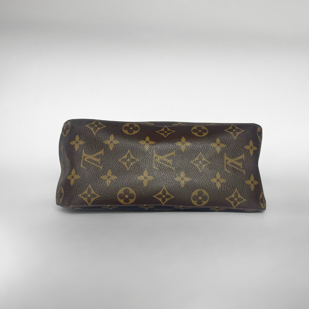 Louis Vuitton Louis Vuitton Looping MM Monogram Canvas - Shoulder bags - Etoile Luxury Vintage