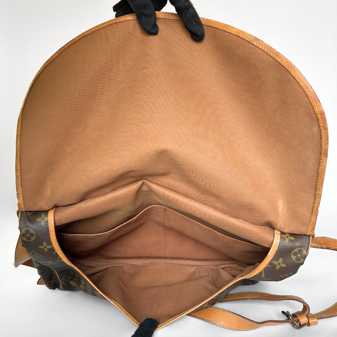 Louis Vuitton Louis Vuitton Saumur 43 Monogram Canvas - Shoulder bags - Etoile Luxury Vintage