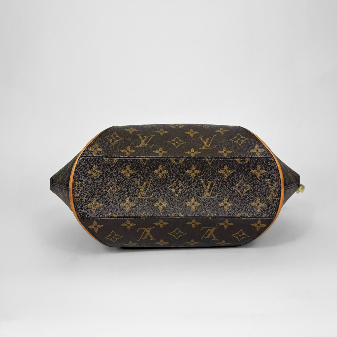Louis Vuitton Ellipse MM Monogram Canvas