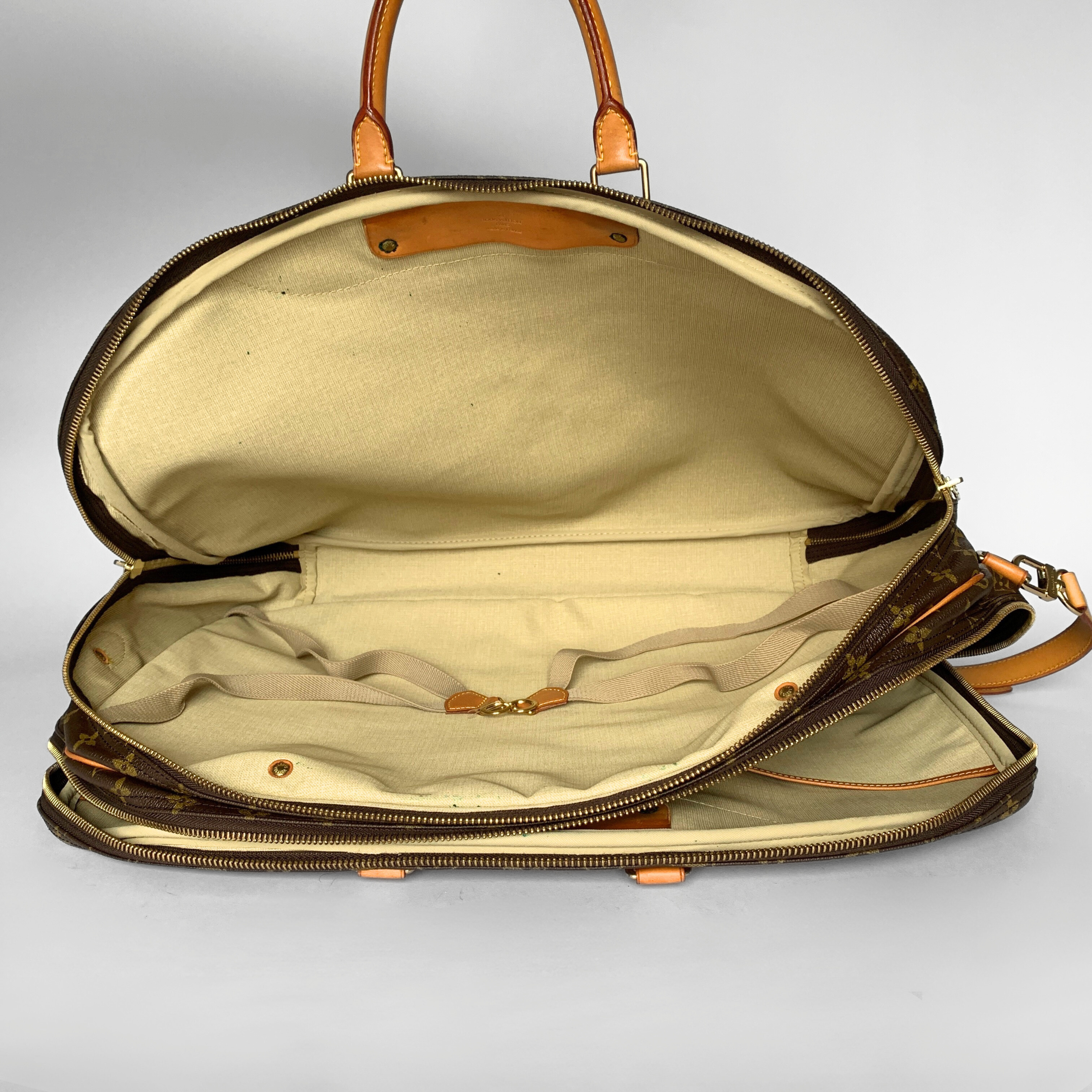 Louis Vuitton Louis Vuitton Aliz&eacute; Monogram Canvas - Handbags - Etoile Luxury Vintage